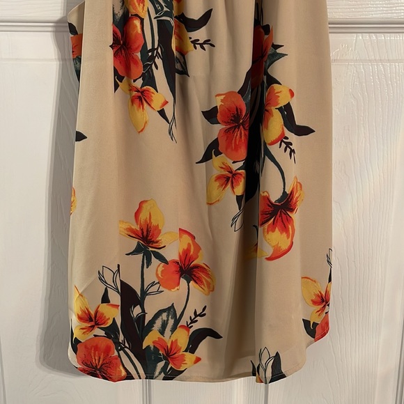 Cami halter floral top - Picture 2 of 5